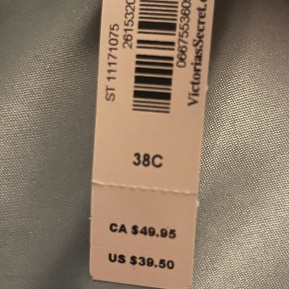 Brand New Victoria Secret Bras - Picture 2 of 2